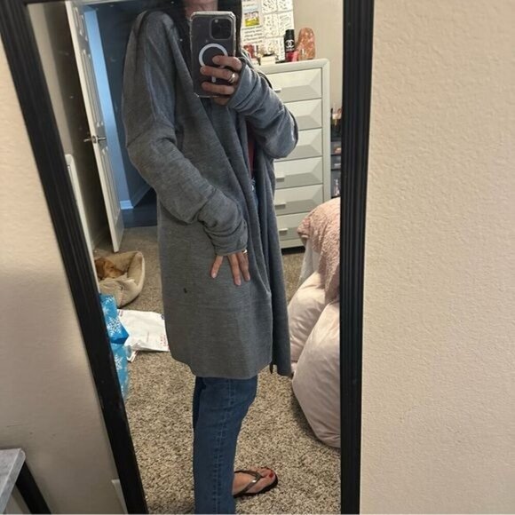 Lululemon Sit In Lotus Wrap II Sz 8 In Heathered Grey Sage - Picture 13 of 15